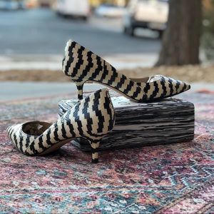 Via Spiga Snake Skin Pump Kitten Heel 7.5